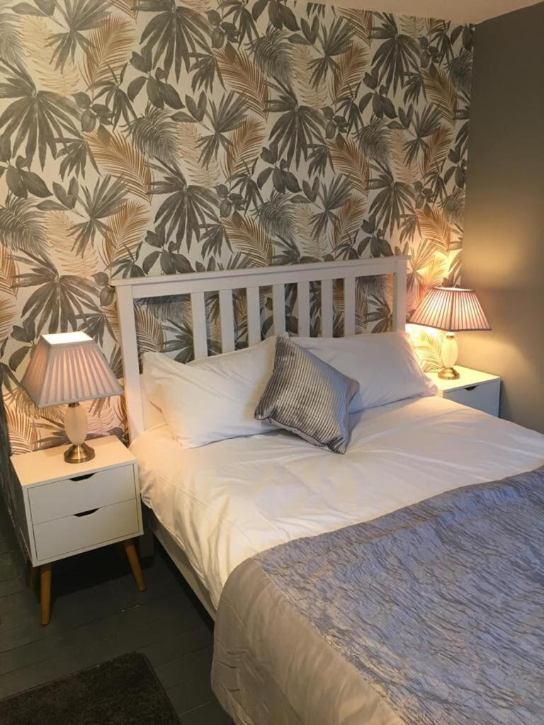 Stansted Airport Guest Rooms Hallingbury Exterior foto